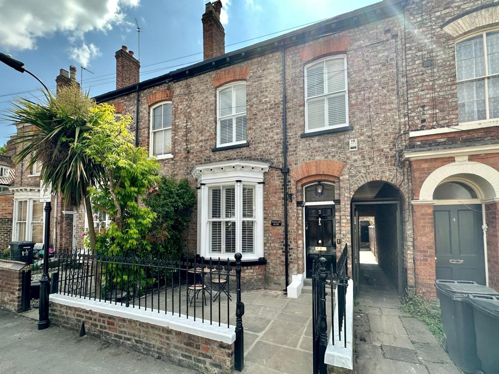 Gillygate Rest Apartment York Exterior photo