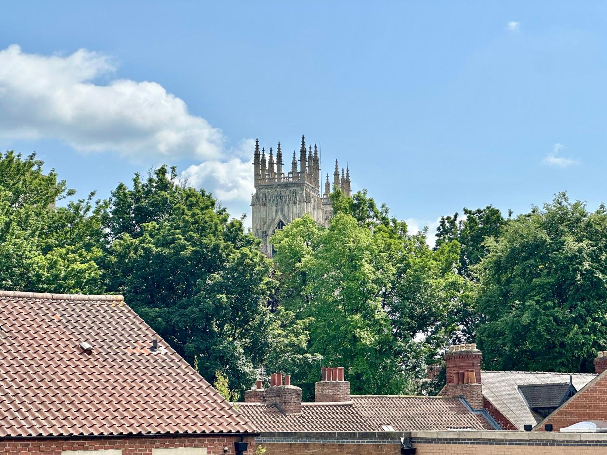 Gillygate Rest Apartment York Exterior photo